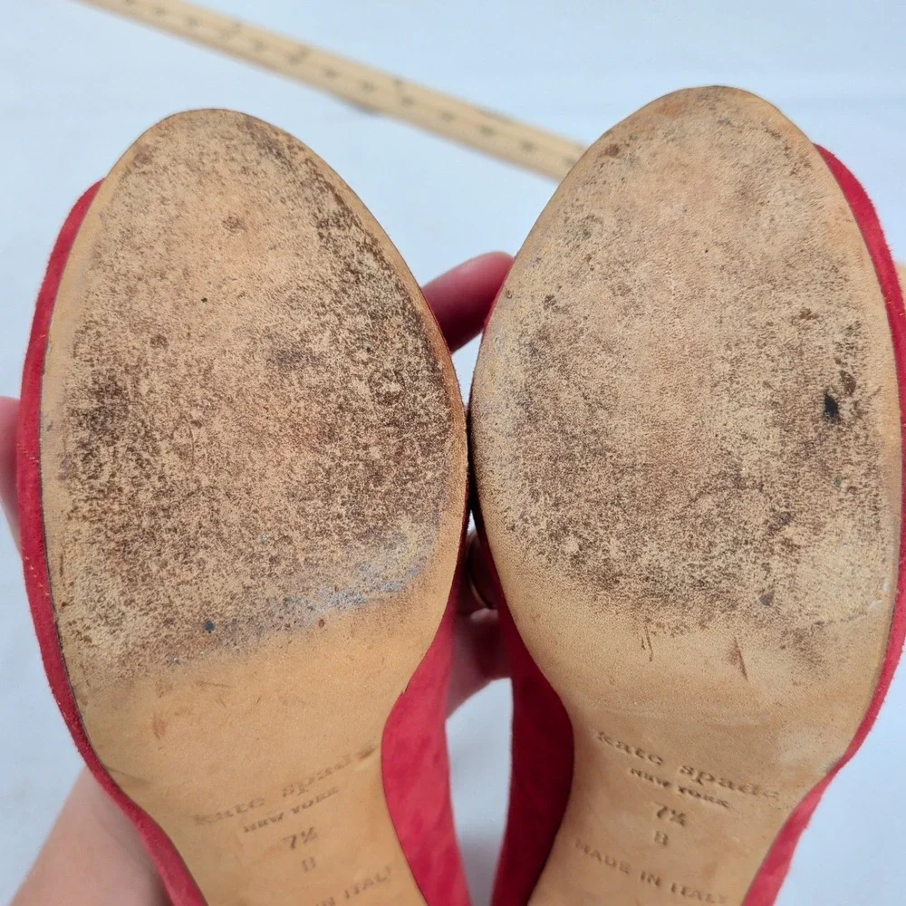 Kate Spade Red Suede Heart Peep Toe Platform Pumps Heels Made in Italy Romantic